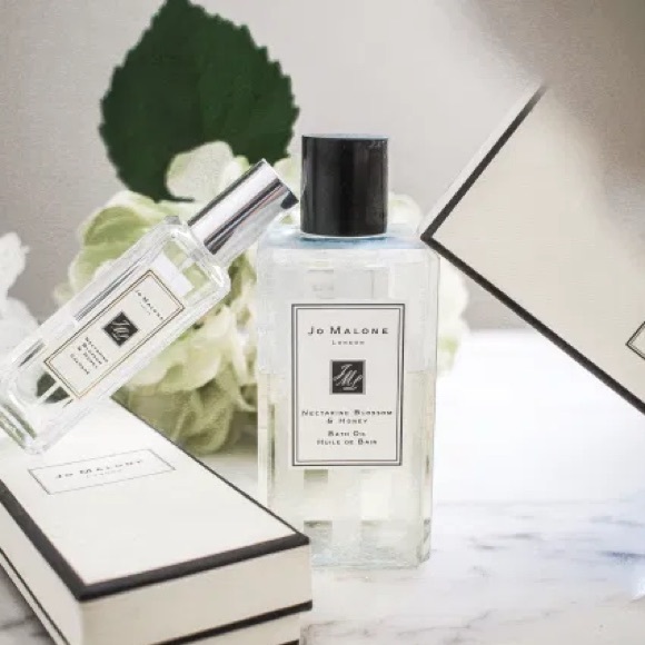 Bonjour - Picture 1 of 1